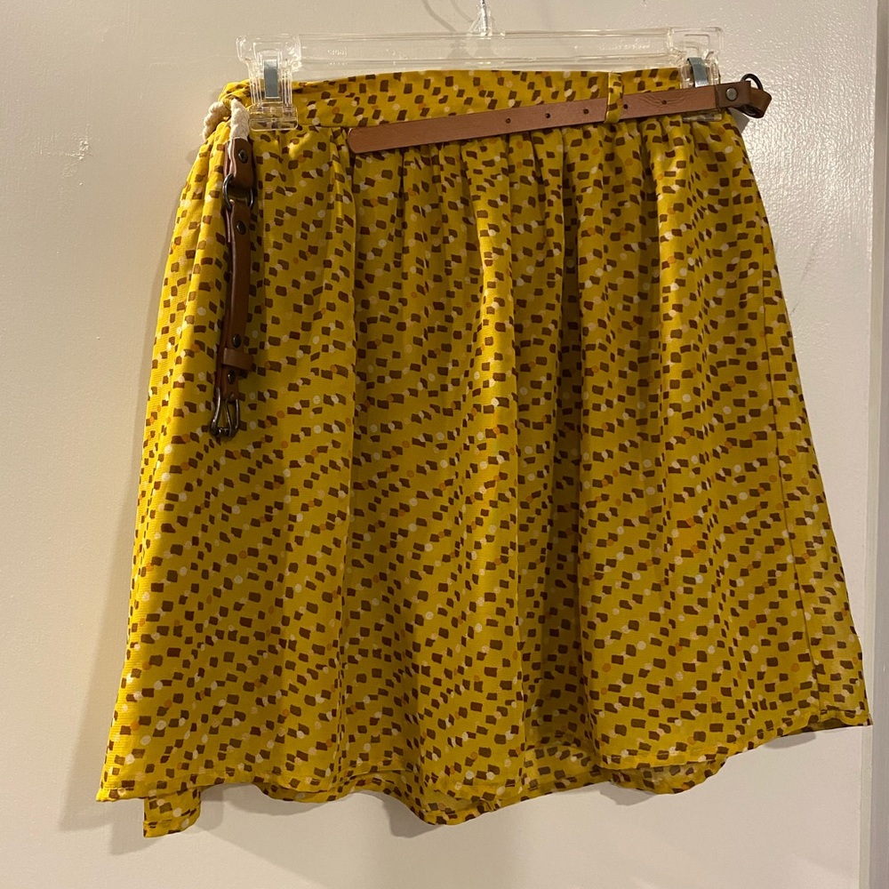Yellow skirt